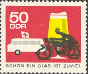 Мотоциклист и кружка пива